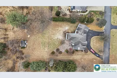 3616 Magnolia Drive, Bethlehem Township, PA 18045 - Photo 9