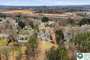 3616 Magnolia Dr, Bethlehem Township, PA 18045 - Photo 7