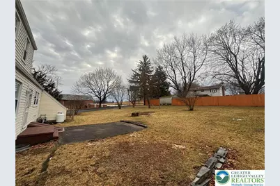 257 E 2nd Street, Wind Gap Boro, PA 18091 - Photo 13