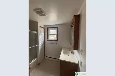 257 E 2nd Street, Wind Gap Boro, PA 18091 - Photo 9