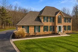 5 Jane Ct, Penn Forrest, PA 18210 - Photo 1