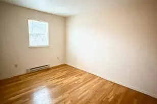 5742 Greens Dr, Lower Macungie, PA 18106 - Photo 5