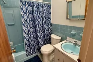 5742 Greens Dr, Lower Macungie, PA 18106 - Photo 9