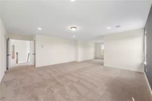 4450 Maple St, North Whitehall Township, PA 18078 - Photo 23