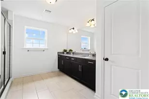 4450 Maple St, North Whitehall Twp, PA 18078 - Photo 23