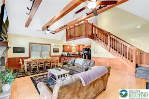 136 Pineknoll Dr, Kidder Twp N, PA 18624 - Photo 9