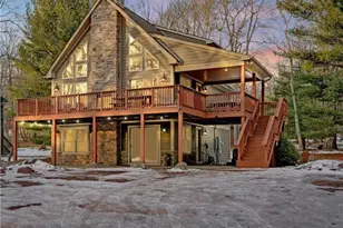 136 Pineknoll Dr, Kidder Twp N, PA 18624 - Photo 1