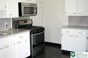 1026 N 19th St, Allentown City, PA 18104 - Photo 7