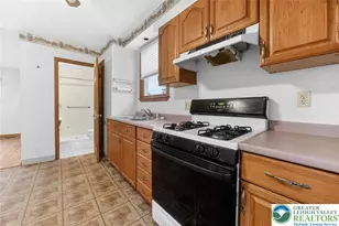 828 Miller St, Wilson Boro, PA 18042 - Photo 13