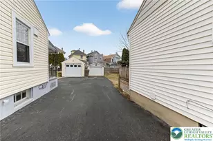 828 Miller St, Wilson Boro, PA 18042 - Photo 3