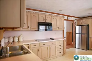 40 Lafayette Ave, Palmerton Boro, PA 18071 - Photo 9