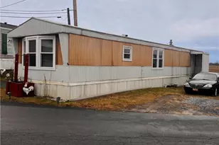 3101 Newburg Rd, Upper Nazareth, PA 18064 - Photo 1