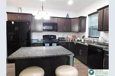 1047 Cetronia Road #3, Upper Macungie Township, PA 18031 - Photo 7