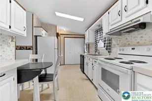 37 Stacey Dr, Lehigh Township, PA 18088 - Photo 11