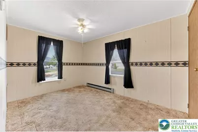 37 Stacey Drive, Lehigh Township, PA 18088 - Photo 19