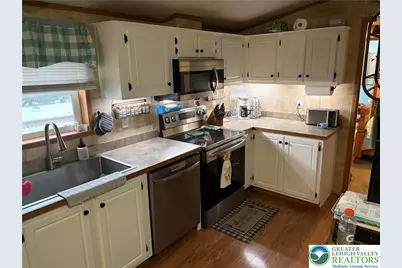 6318 Lamar Court, Slatington Boro, PA 18080 - Photo 9