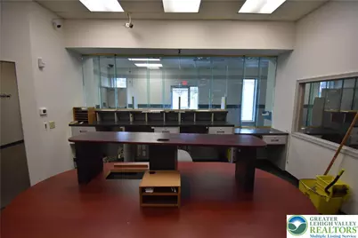 1722 Butler Street, Wilson, PA 18042 - Photo 15