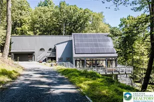 125 Achill Ln, Dingmans Ferry, PA 18328 - Photo 65