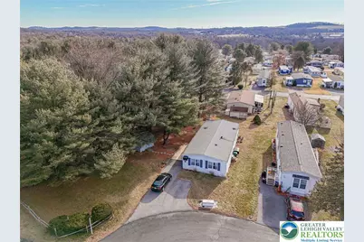 52 W Zimmer Drive, Lehigh Township, PA 18088 - Photo 5