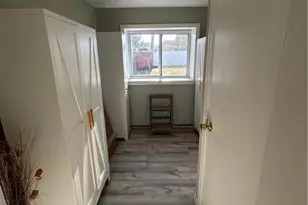 1658 Dennis St, Bethlehem Township, PA 18020 - Photo 7