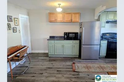 3011 W Greenleaf Street, Allentown City, PA 18104 - Photo 9