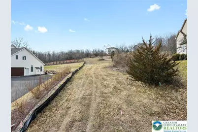 6014 Patrick Lane, Upper Saucon Township, PA 18036 - Photo 5