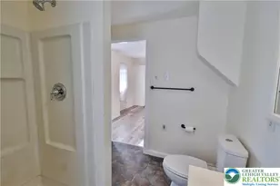 1005 Railroad St, Catasauqua Boro, PA 18032 - Photo 9