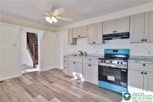 1005 Railroad St, Catasauqua Boro, PA 18032 - Photo 5