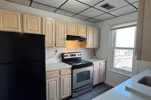 402 W Tilghman, Allentown, PA 18102 - Photo 5