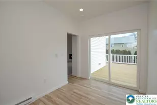 2 Elm St, Mount Pocono, PA 18344 - Photo 15