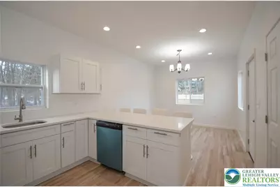 2 Elm Street, Mount Pocono Boro, PA 18344 - Photo 11