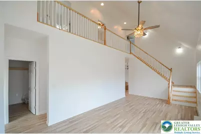 2 Elm Street, Mount Pocono Boro, PA 18344 - Photo 5