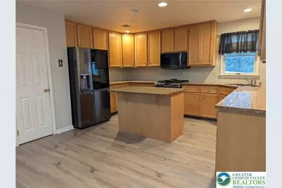 64 Millbrook Court, Easton, PA 18045 - Photo 3