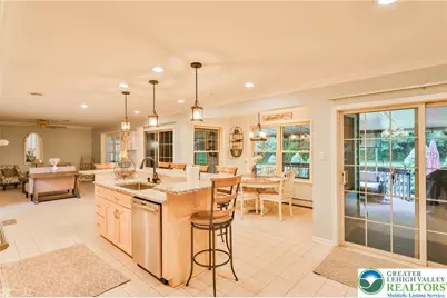 1147 Jacobsburg Road, Bushkill Twp, PA 18091 - Photo 13