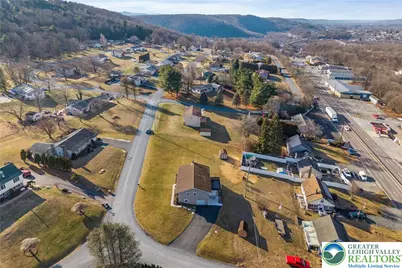 55 Maple Avenue, Franklin Twp, PA 18235 - Photo 27