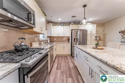 345 S Whitfield Street, Nazareth Boro, PA 18064 - Photo 7