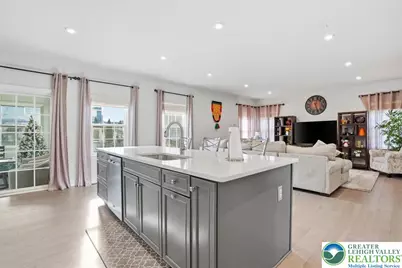 3902 Orth Street, Bethlehem Township, PA 18020 - Photo 15