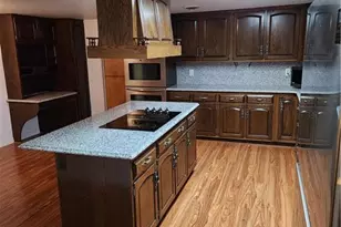 204 S Cedar Crest Blvd, South Whitehall Twp, PA 18104 - Photo 7