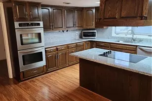 204 S Cedar Crest Blvd, South Whitehall Twp, PA 18104 - Photo 5