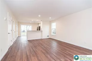 8428 Saylor Ct, Upper Macungie Township, PA 18031 - Photo 3