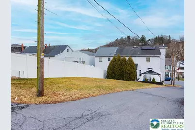 326 Chestnut Street, Slatington, PA 18080 - Photo 13