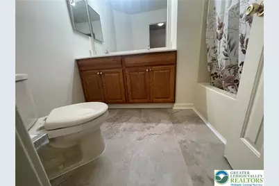 318 Mickley Road, Whitehall, PA 18052 - Photo 5