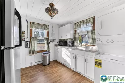 618 McCabe Lane, Hamilton Twp, PA 18353 - Photo 7