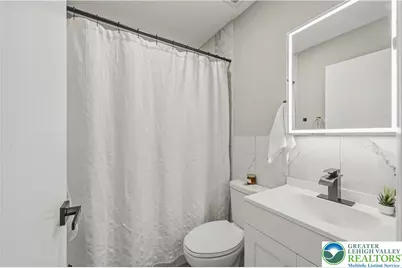 203 Faith Drive, Catasauqua, PA 18032 - Photo 11