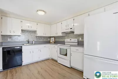 3434 Colonial Court, South Whitehall Twp, PA 18104 - Photo 7