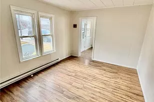 14 Main St, Pen Argyl, PA 18072 - Photo 7