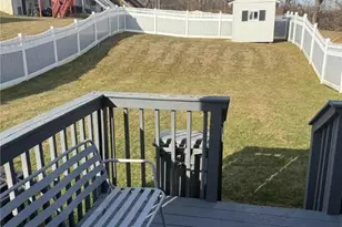 937 Ramblewood Ln, Freemansburg Boro, PA 18017 - Photo 7