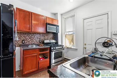 6502 Linmore Avenue, Philadelphia, PA 19142 - Photo 13