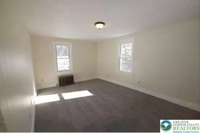 221 Oak Street, Washington Twp, PA 18072 - Photo 15