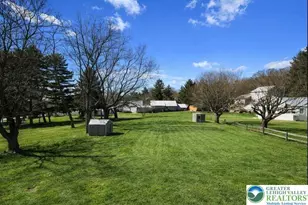 221 Oak St, Washington Twp, PA 18072 - Photo 5